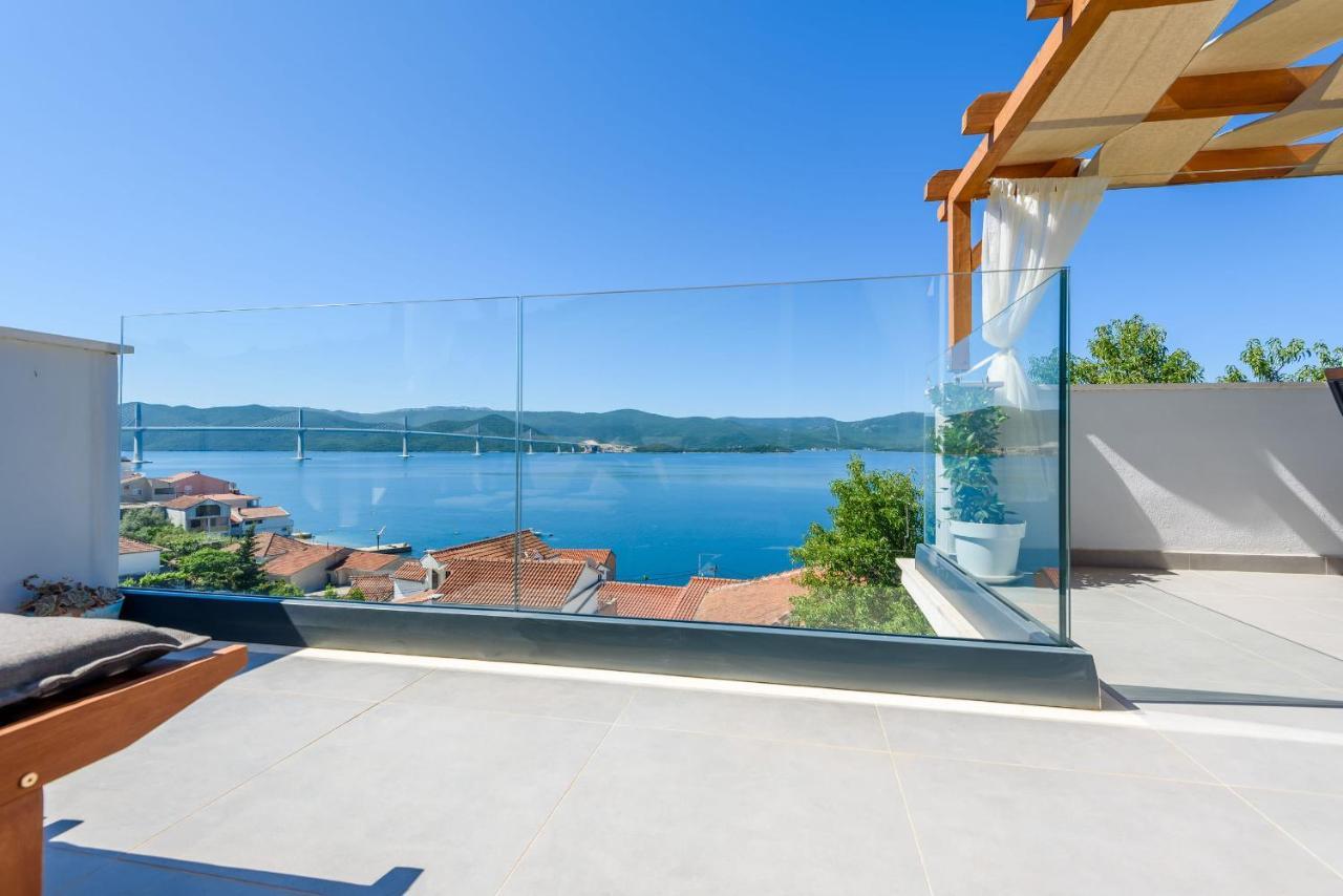 Apartments Morska Vila โกมาร์นา ภายนอก รูปภาพ