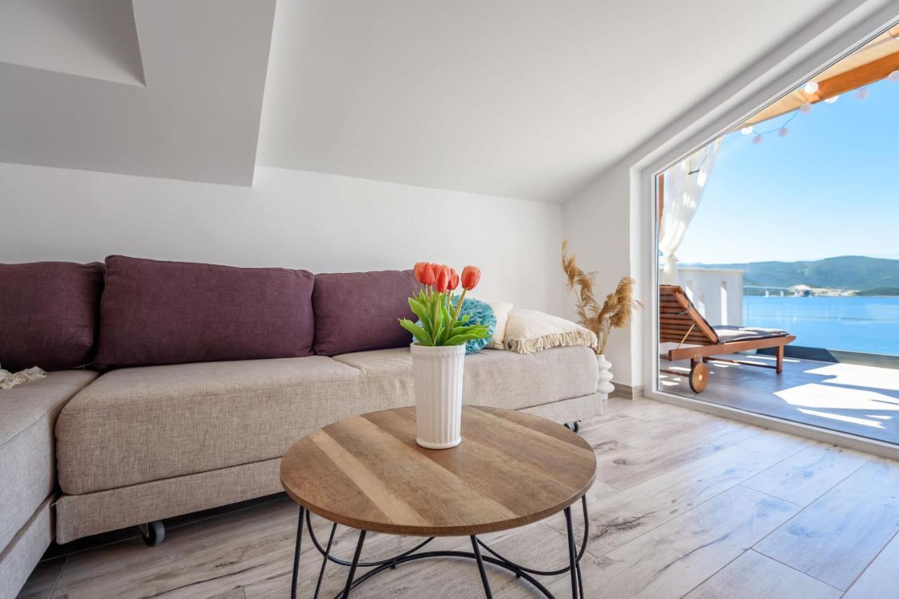 Apartments Morska Vila โกมาร์นา ภายนอก รูปภาพ