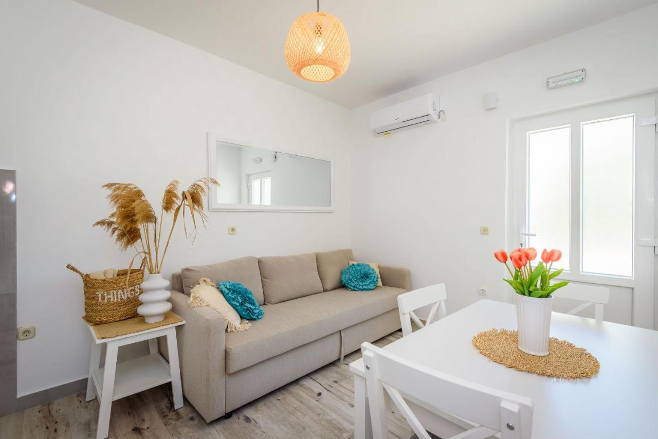 Apartments Morska Vila โกมาร์นา ภายนอก รูปภาพ