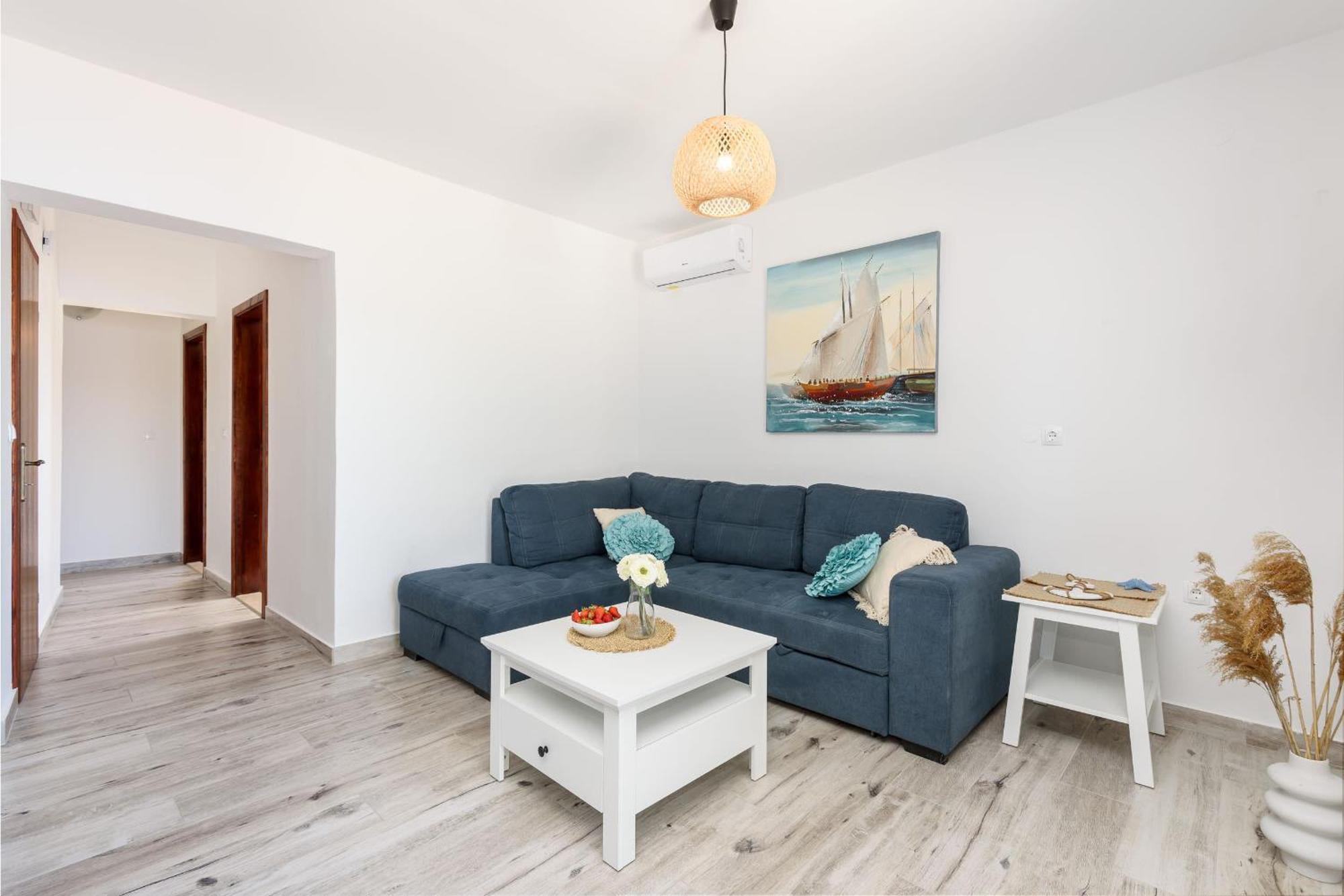 Apartments Morska Vila โกมาร์นา ภายนอก รูปภาพ
